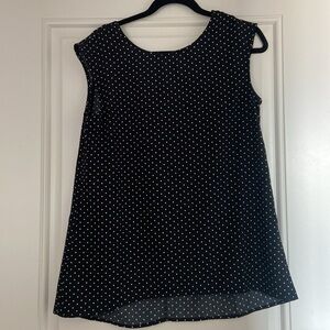 HALOGEN V-Back Woven Top Black Polka Dot